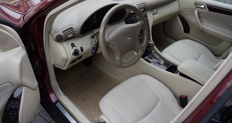 Mercedes-Benz Klasa C cena 28900 przebieg: 195376, rok produkcji 2004 z Skaryszew małe 277